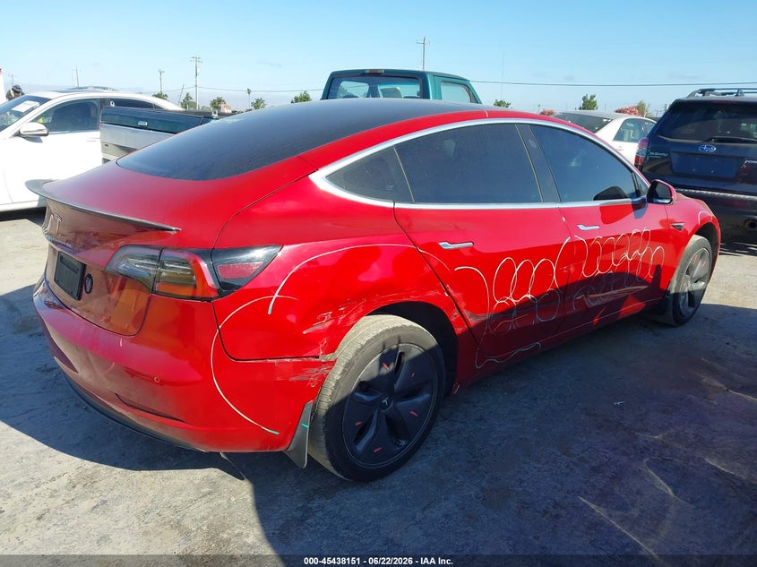 2019 Tesla Model 3 VIN 5YJ3E1EA9KF396536 IAAI salvage auction — SIDE, Salvage (California), sold $6,950 on 2026-07-16 (photo 4)