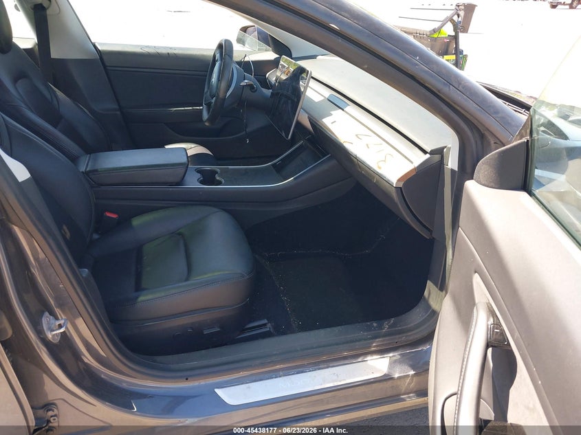 2020 Tesla Model 3 VIN 5YJ3E1EC6LF713496 IAAI salvage auction — REAR END, Salvage (Ohio), sold $5,300 on 2026-07-24 (photo 5)