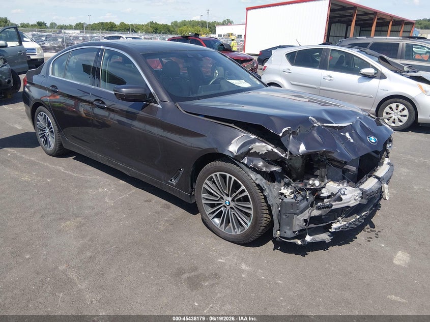 2019 BMW 5er VIN WBAJE7C56KWD55017 IAAI salvage auction — FRONT END, Salvage (Illinois), sold $8,800 on 2026-07-28 (photo 1)