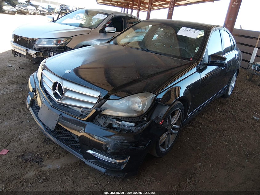2013 Mercedes-benz C-klasse VIN WDDGF4HBXDR241744 IAAI salvage auction — FRONT END, Salvage (Arizona), sold $400 on 2026-07-17 (photo 2)