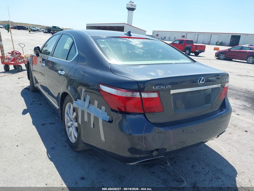 2008 Lexus Ls 460 VIN JTHBL46F385072908 IAAI salvage auction — FRONT & REAR, Salvage (Iowa), sold $75 on 2026-07-21 (photo 6)