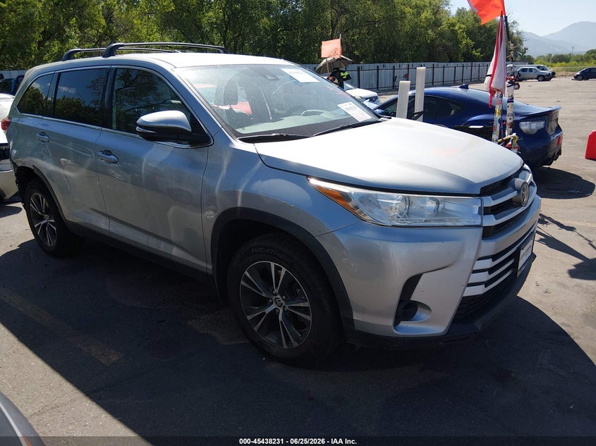 2019 Toyota Highlander VIN 5TDBZRFH0KS747792 IAAI salvage auction — LEFT SIDE, Salvage (Utah), sold $5,150 on 2026-07-23 (photo 1)