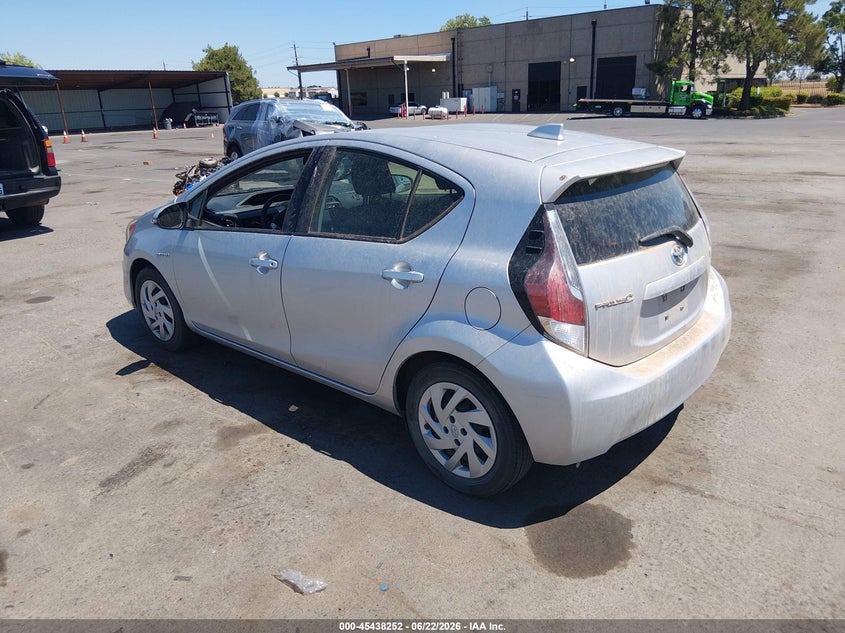 2015 Toyota Prius c VIN JTDKDTB3XF1585923 IAAI salvage auction — SIDE, Salvage (California), sold $3,250 on 2026-07-15 (photo 3)