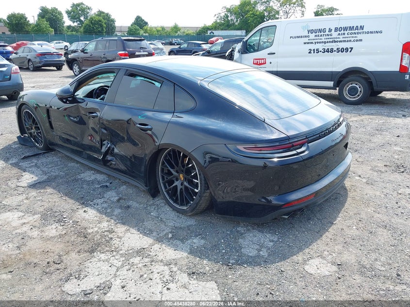 2018 Porsche Panamera VIN WP0AB2A77JL135644 IAAI salvage auction — RIGHT FRONT, Salvage Title, sold $15,100 on 2026-08-04 (photo 3)