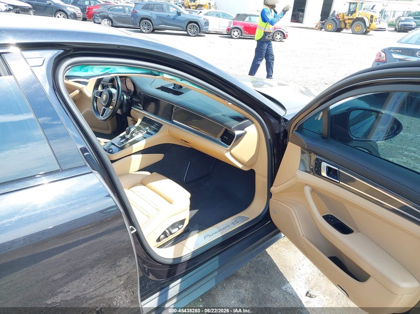 2018 Porsche Panamera VIN WP0AB2A77JL135644 IAAI salvage auction — RIGHT FRONT, Salvage Title, sold $15,100 on 2026-08-04 (photo 5)