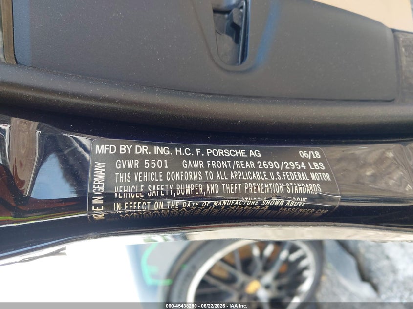 2018 Porsche Panamera VIN WP0AB2A77JL135644 IAAI salvage auction — RIGHT FRONT, Salvage Title, sold $15,100 on 2026-08-04 (photo 9)