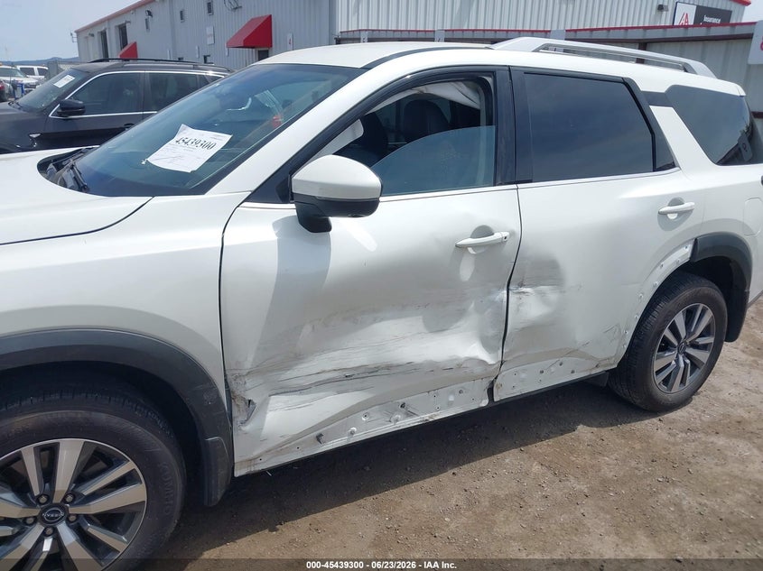 2024 Nissan Pathfinder VIN 5N1DR3CC9RC228763 IAAI salvage auction — SIDE, Salvage Title, sold $9,500 on 2026-07-28 (photo 6)
