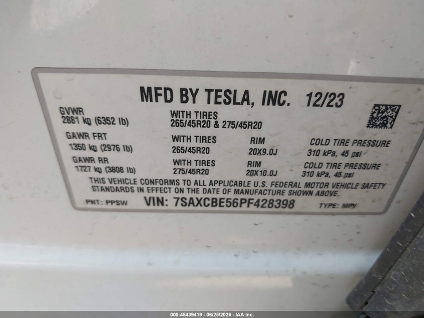 2023 Tesla Model x VIN 7SAXCBE56PF428398 IAAI salvage auction — FRONT END, Wait Title, sold $10,600 on 2026-08-23 (photo 9)
