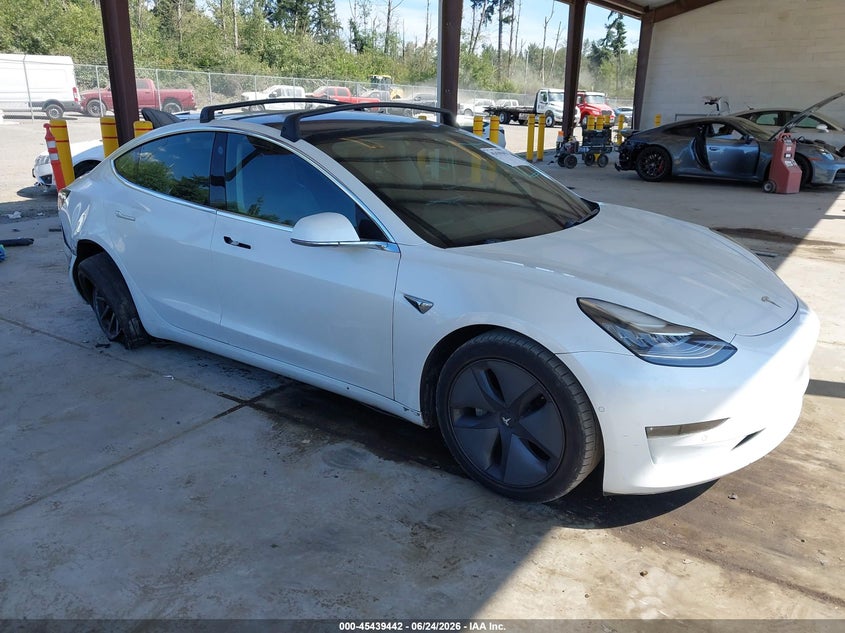 2019 Tesla Model 3 VIN 5YJ3E1EA8KF300198 IAAI salvage auction — REAR END, Bill Of Sale (Washington), sold $6,600 on 2026-07-11 (photo 1)