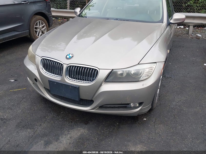 2009 BMW 3 series VIN WBAPH77599NM30169 IAAI salvage auction — NORMAL WEAR, Clear (North Carolina), sold $725 on 2026-07-16 (photo 6)