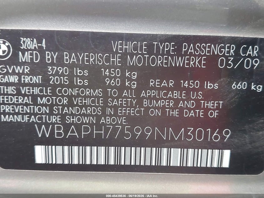 2009 BMW 3 series VIN WBAPH77599NM30169 IAAI salvage auction — NORMAL WEAR, Clear (North Carolina), sold $725 on 2026-07-16 (photo 9)