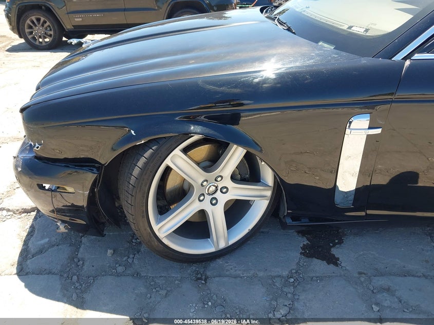 2008 Jaguar Xj series VIN SAJWA82C28TH26096 IAAI salvage auction — LEFT FRONT, Salvage (California), sold $1,450 on 2026-07-12 (photo 6)
