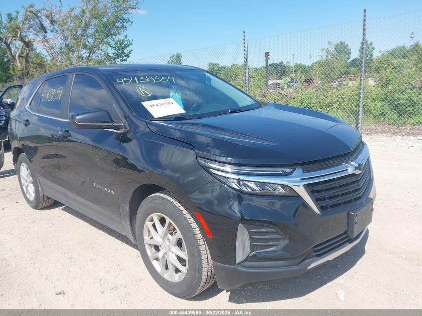 2022 Chevrolet Equinox VIN 3GNAXKEV3NL127956 IAAI salvage auction — REAR END, Clear Claim Paid (Wisconsin), sold $5,500 on 2026-07-24 (photo 1)