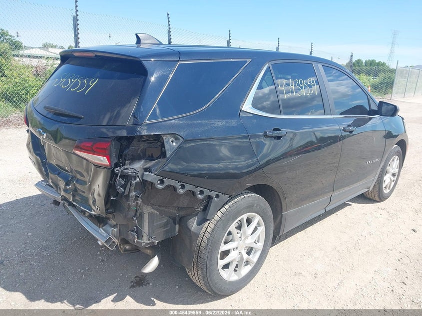 2022 Chevrolet Equinox VIN 3GNAXKEV3NL127956 IAAI salvage auction — REAR END, Clear Claim Paid (Wisconsin), sold $5,500 on 2026-07-24 (photo 4)