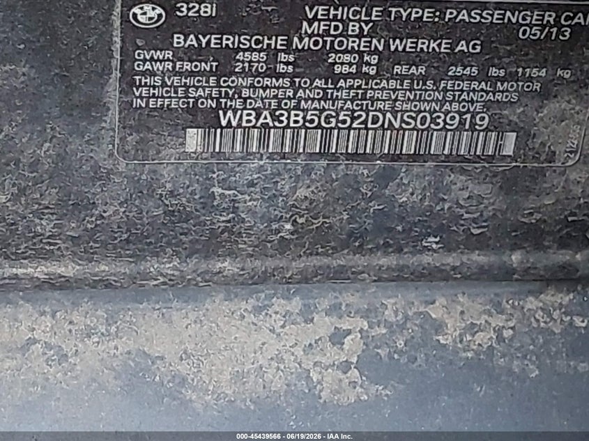 2013 BMW 3er VIN WBA3B5G52DNS03919 IAAI salvage auction — FRONT & REAR, Wait Title, sold $550 on 2026-08-04 (photo 9)