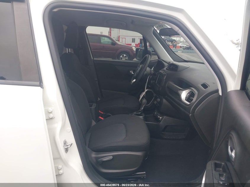 2020 Jeep Renegade VIN ZACNJBA17LPK96376 IAAI salvage auction — SIDE, Salvage Title, sold $3,650 on 2026-08-05 (photo 5)