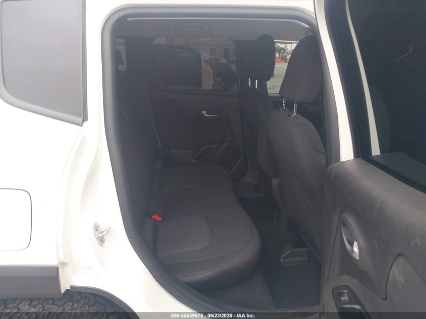 2020 Jeep Renegade VIN ZACNJBA17LPK96376 IAAI salvage auction — SIDE, Salvage Title, sold $3,650 on 2026-08-05 (photo 8)