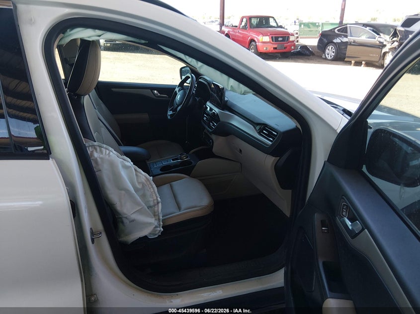 2020 Ford Escape VIN 1FMCU0H68LUB19725 IAAI salvage auction — LEFT FRONT, Salvage (Arizona), sold $2,650 on 2026-07-28 (photo 5)
