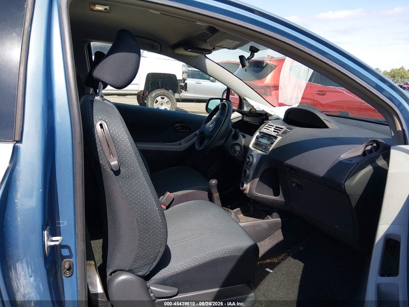 2007 Toyota Yaris VIN JTDJT923875107768 IAAI salvage auction — RIGHT SIDE, Salvage (South Carolina), sold $450 on 2026-07-22 (photo 5)