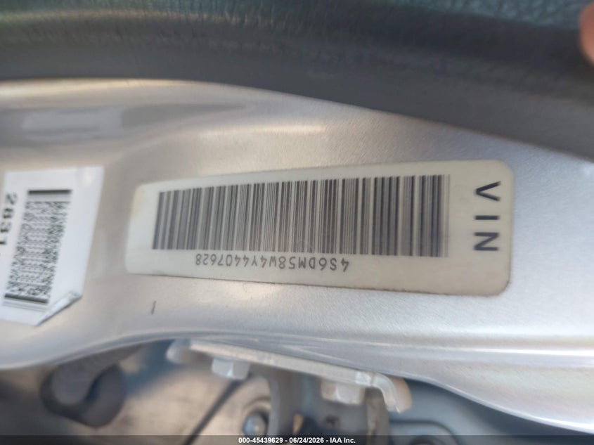 2000 Honda Passport VIN 4S6DM58W4Y4407628 IAAI salvage auction — NORMAL WEAR, Restored (Arizona), sold $250 on 2026-07-09 (photo 9)