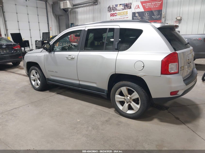 2011 Jeep Compass VIN 1J4NF1FB6BD276191 IAAI salvage auction — NORMAL WEAR, Clear (North Dakota), sold $875 on 2026-07-09 (photo 3)