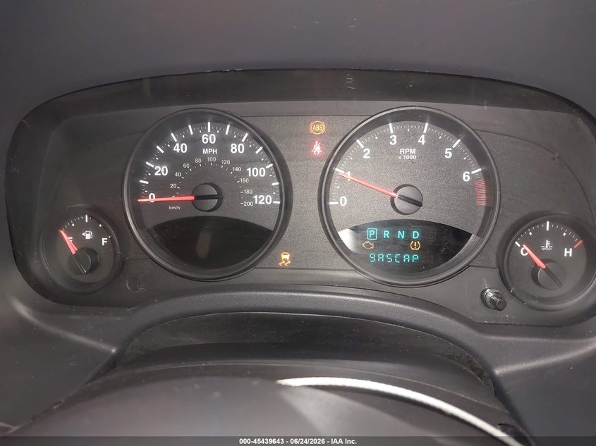 2011 Jeep Compass VIN 1J4NF1FB6BD276191 IAAI salvage auction — NORMAL WEAR, Clear (North Dakota), sold $875 on 2026-07-09 (photo 7)