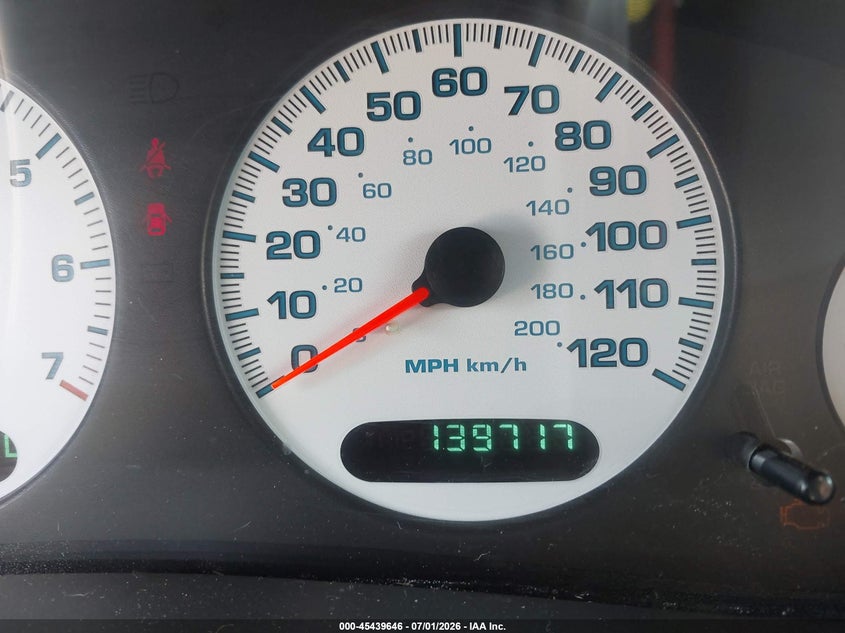 2003 Dodge Intrepid VIN 2B3HD46R23H516995 IAAI salvage auction — NORMAL WEAR, Clear-Endorsement (Wisconsin), sold $450 on 2026-08-02 (photo 7)
