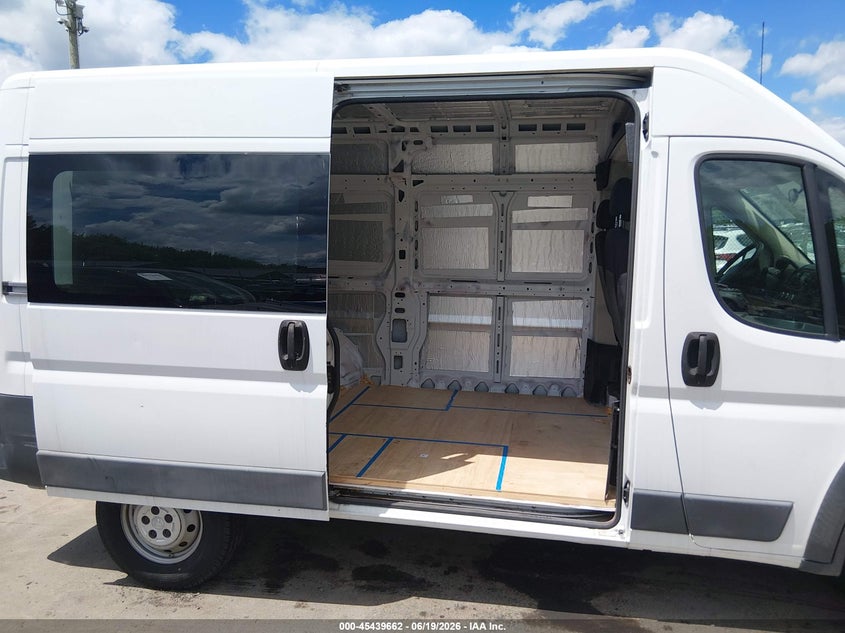 2015 Ram Promaster 2500 VIN 3C6TRVCD5FE509734 IAAI salvage auction — NORMAL WEAR, Clear (Connecticut), sold $3,250 on 2026-07-09 (photo 8)