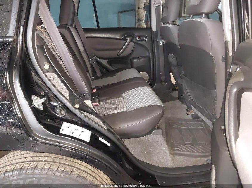 2004 Toyota Rav4 VIN JTEGD20V540024421 IAAI salvage auction — NORMAL WEAR, Clear (New Jersey), sold $900 on 2026-07-13 (photo 8)