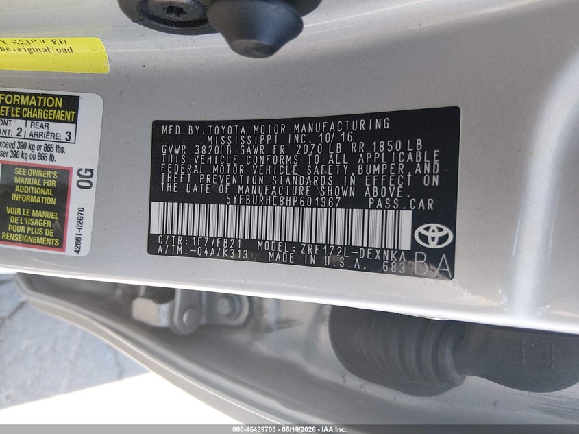 2017 Toyota Corolla VIN 5YFBURHE8HP601367 IAAI salvage auction — SIDE, Salvage (California), sold $3,150 on 2026-07-29 (photo 9)