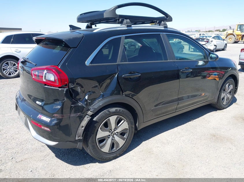 2018 Kia Niro VIN KNDCB3LC6J5156725 IAAI salvage auction — RIGHT SIDE, Salvage (California), sold $2,575 on 2026-07-16 (photo 4)