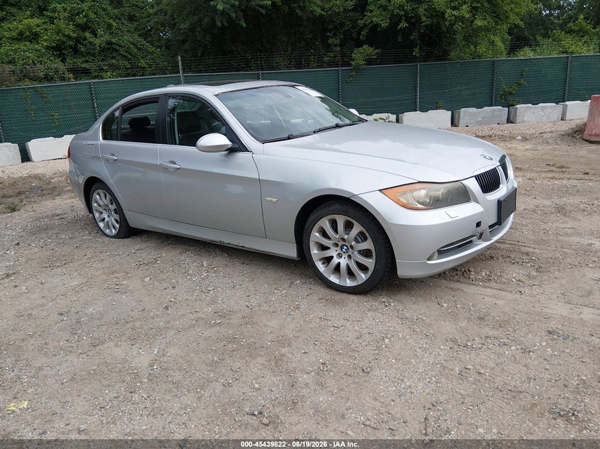 2007 BMW 3er VIN WBAVD53587A007424 IAAI salvage auction — NORMAL WEAR, Clear (Maryland), sold $850 on 2026-07-16 (photo 1)