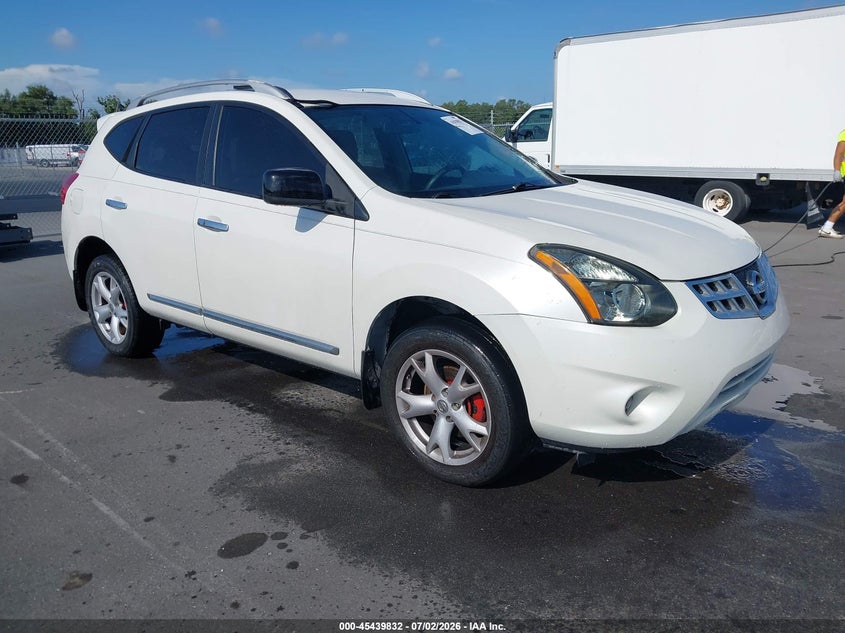 2011 Nissan Rogue VIN JN8AS5MT7BW180811 IAAI salvage auction — NORMAL WEAR, Clear (Florida), sold $25 on 2026-07-29 (photo 1)