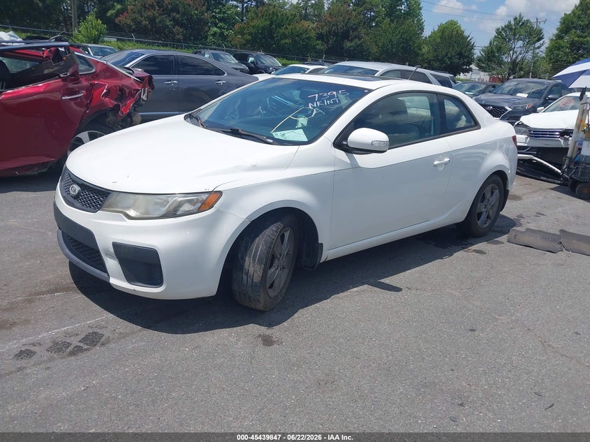 2010 Kia Forte VIN KNAFU6A27A5197395 IAAI salvage auction — FRONT & REAR, Salvage (North Carolina), sold $25 on 2026-07-29 (photo 2)