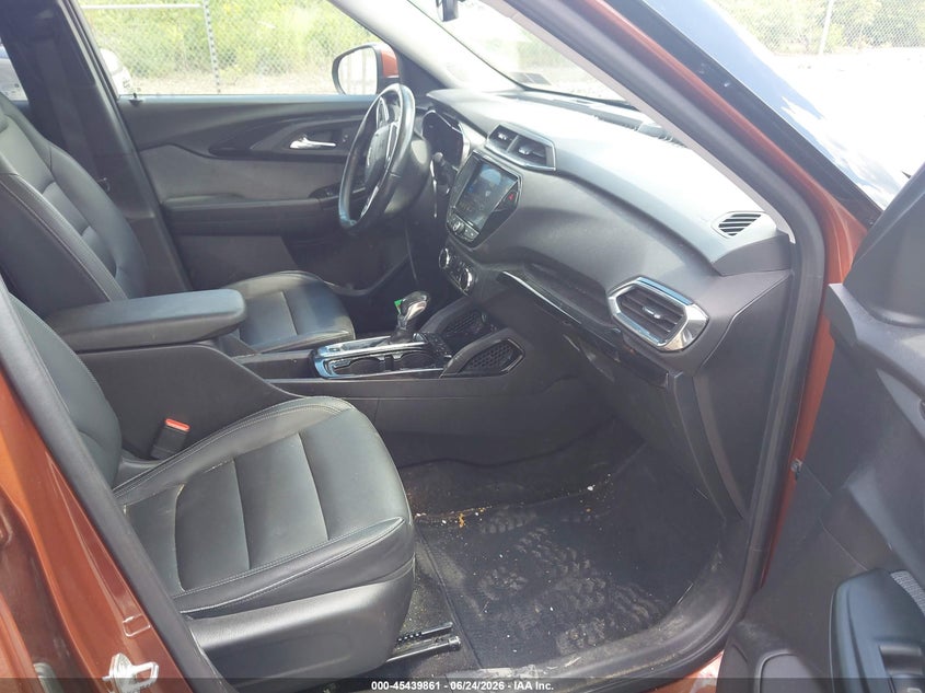 2021 Chevrolet Trailblazer VIN KL79MRSL7MB141176 IAAI salvage auction — LEFT SIDE, Salvage (Pennsylvania), sold $4,925 on 2026-07-14 (photo 5)