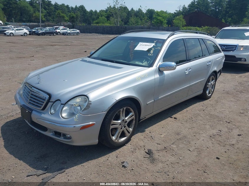 2005 Mercedes-benz E-klasse VIN WDBUH83JX5X182221 IAAI salvage auction — REAR END, Salvage (Massachusetts), sold $475 on 2026-08-14 (photo 2)