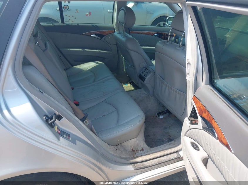 2005 Mercedes-benz E-klasse VIN WDBUH83JX5X182221 IAAI salvage auction — REAR END, Salvage (Massachusetts), sold $475 on 2026-08-14 (photo 8)
