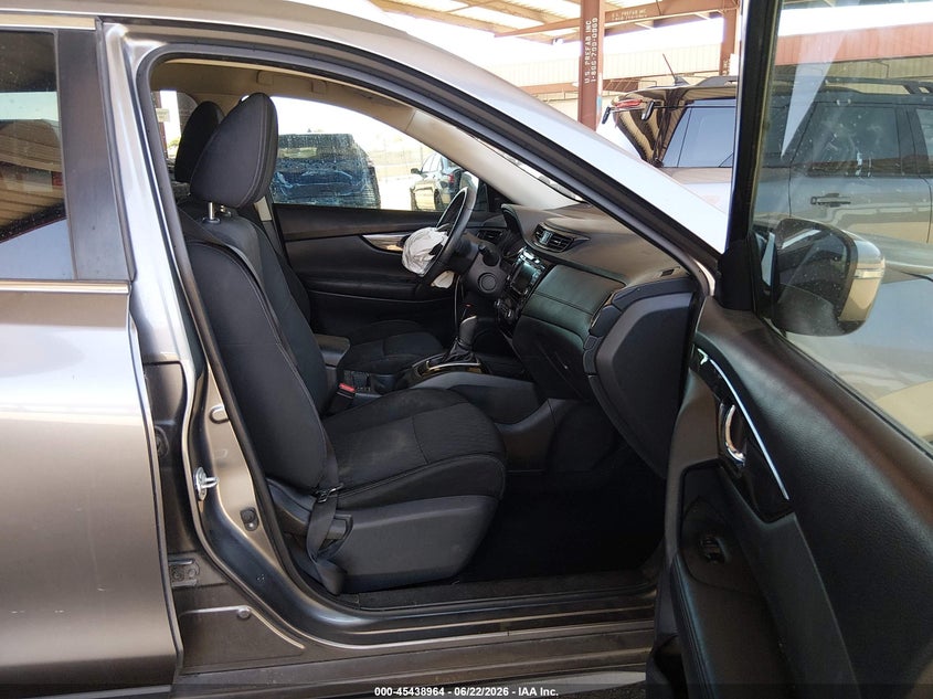 2019 Nissan Rogue VIN KNMAT2MV4KP516918 IAAI salvage auction — RIGHT FRONT, Salvage (Arizona), sold $1,450 on 2026-07-28 (photo 5)