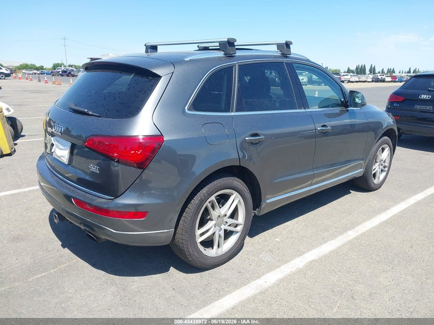 2015 Audi Q5 VIN WA1LFAFP7FA110434 IAAI salvage auction — NORMAL WEAR, Clear - Dealer Only (California), sold $1,700 on 2026-07-11 (photo 4)