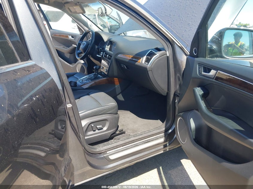 2015 Audi Q5 VIN WA1LFAFP7FA110434 IAAI salvage auction — NORMAL WEAR, Clear - Dealer Only (California), sold $1,700 on 2026-07-11 (photo 5)