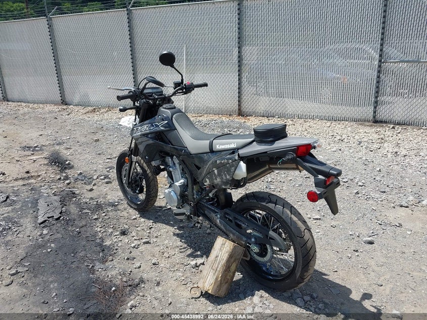 2026 Kawasaki Klx VIN ML5LXBG16TDA47238 IAAI salvage auction — LEFT SIDE, Salvage (Pennsylvania), sold $1,150 on 2026-07-29 (photo 3)