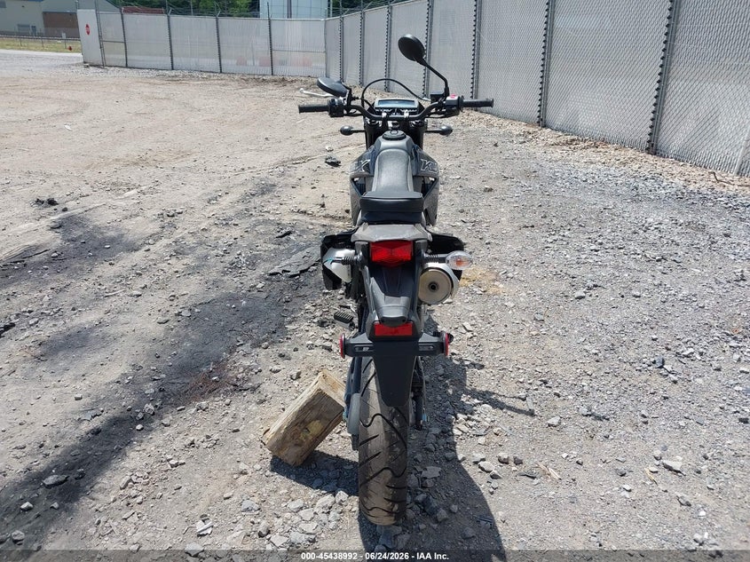 2026 Kawasaki Klx VIN ML5LXBG16TDA47238 IAAI salvage auction — LEFT SIDE, Salvage (Pennsylvania), sold $1,150 on 2026-07-29 (photo 6)