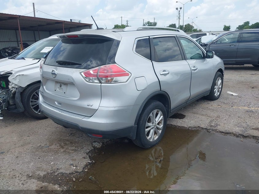 2015 Nissan Rogue VIN KNMAT2MT5FP548670 IAAI salvage auction — SIDE, Salvage (Texas), sold $1,400 on 2026-07-22 (photo 4)