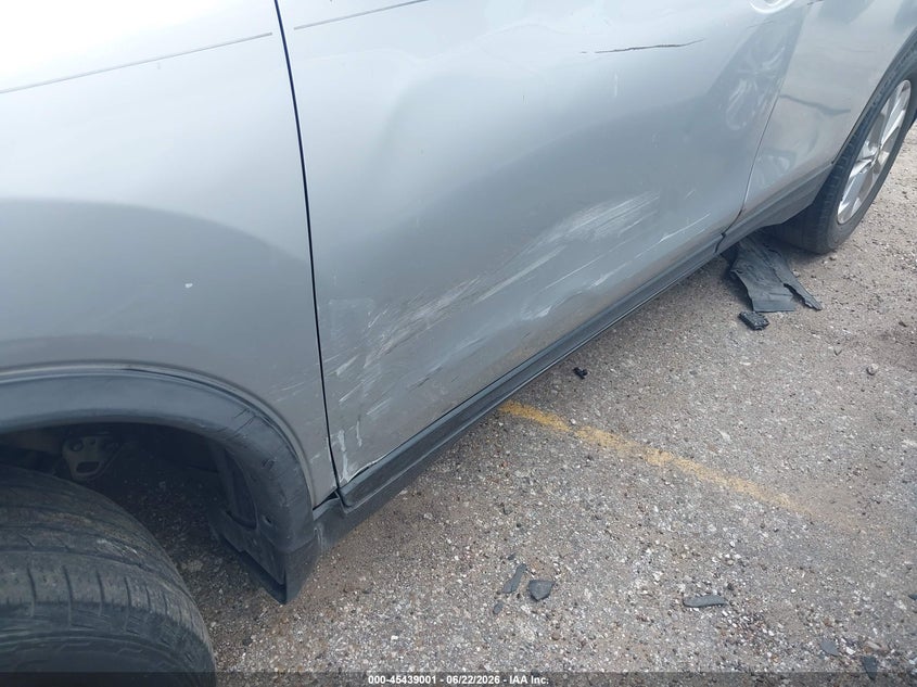 2015 Nissan Rogue VIN KNMAT2MT5FP548670 IAAI salvage auction — SIDE, Salvage (Texas), sold $1,400 on 2026-07-22 (photo 6)