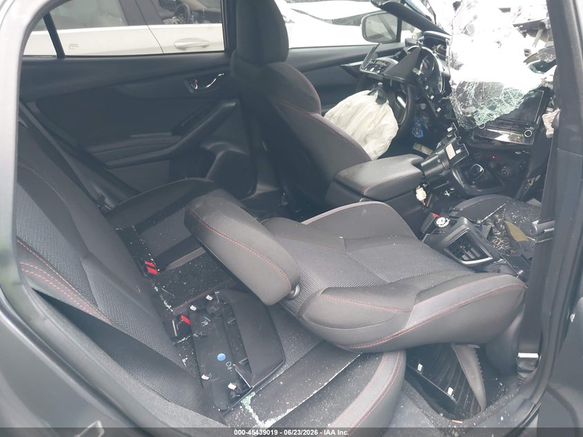2018 Subaru Impreza VIN 4S3GTAM69J3727826 IAAI salvage auction — FRONT END, Salvage Title, sold $525 on 2026-08-01 (photo 8)