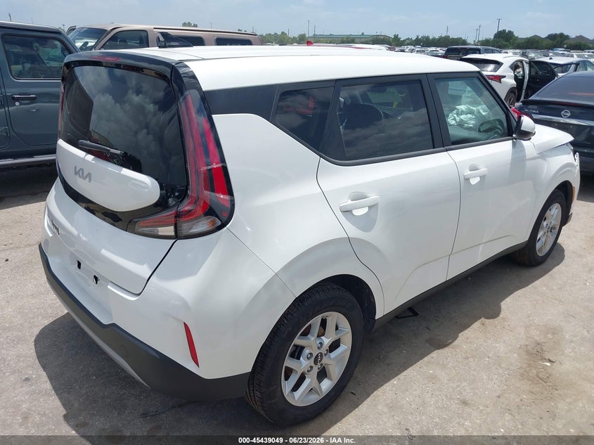 2025 Kia Soul VIN KNDJ23AU1S7931909 IAAI salvage auction — LEFT FRONT, Salvage (Texas), sold $4,350 on 2026-08-02 (photo 4)