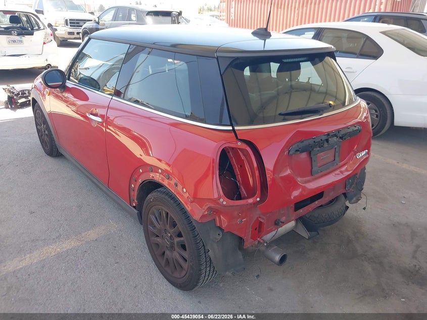 2015 Mini Hard top VIN WMWXM5C57FT941375 IAAI salvage auction — REAR END, Salvage (California), sold $800 on 2026-07-09 (photo 3)