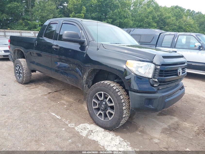 2017 Toyota Tundra VIN 5TFUM5F14HX071286 IAAI salvage auction — LEFT FRONT, Salvage (Tennessee), sold $3,600 on 2026-07-08 (photo 1)