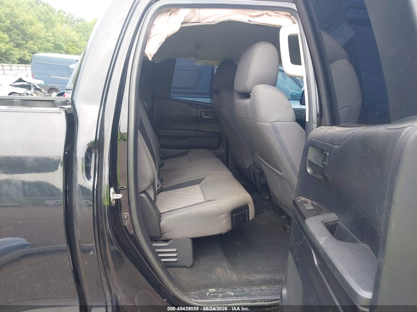 2017 Toyota Tundra VIN 5TFUM5F14HX071286 IAAI salvage auction — LEFT FRONT, Salvage (Tennessee), sold $3,600 on 2026-07-08 (photo 8)