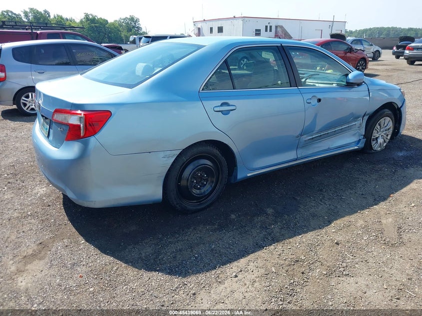 2012 Toyota Camry VIN 4T4BF1FK0CR267921 IAAI salvage auction — SIDE, Salvage Title, sold $1,550 on 2026-07-26 (photo 4)